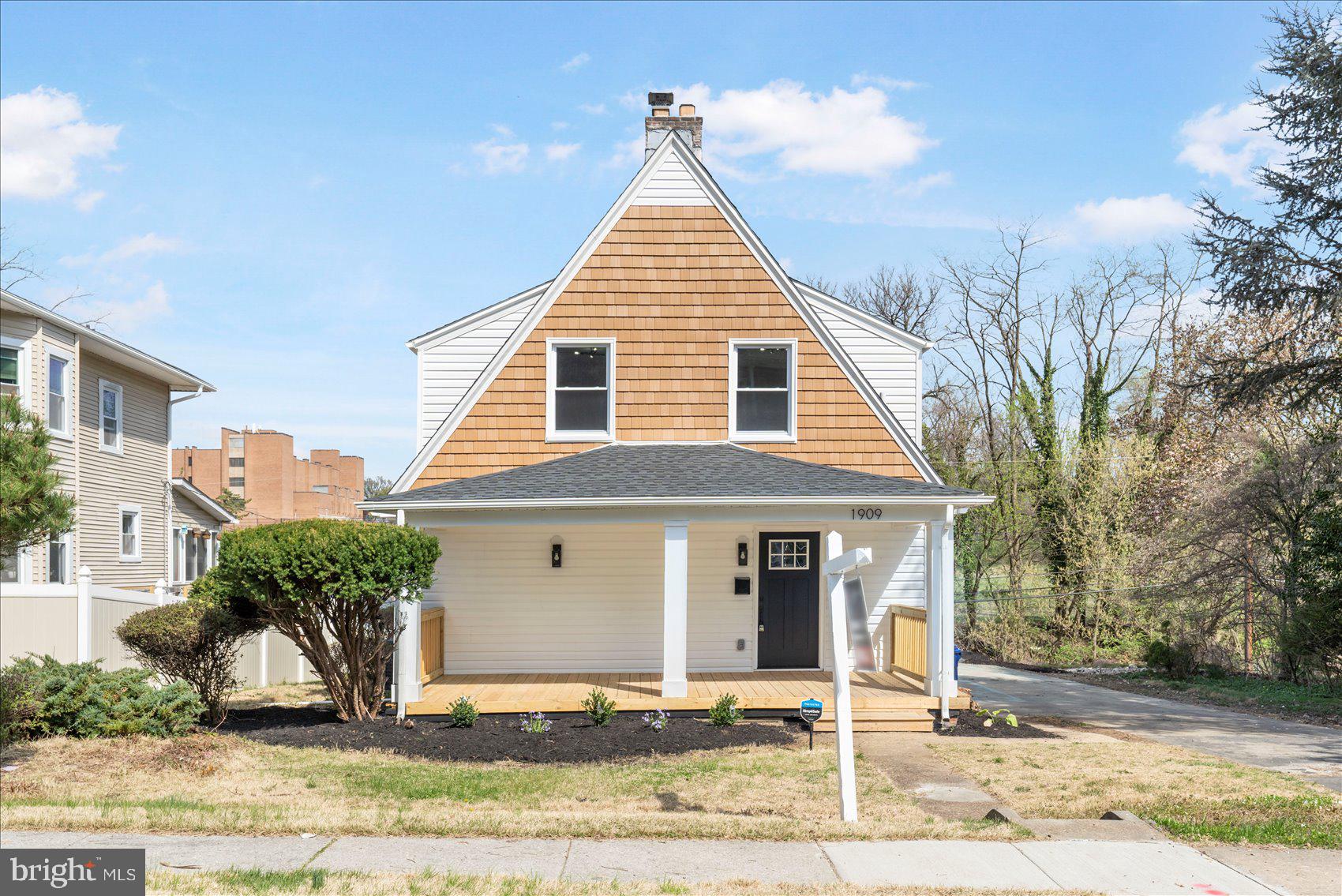 1909 Chelsea Road Baltimore, MD 21216 - Photo 2 of 42