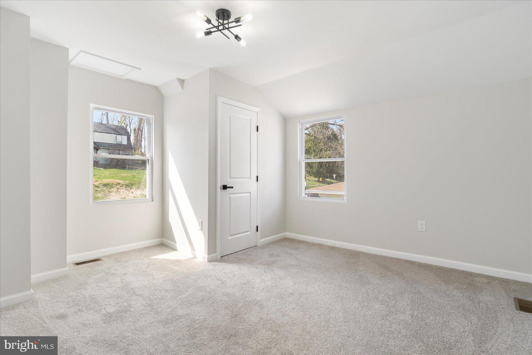 1909 Chelsea Road Baltimore, MD 21216 - Photo 29 of 42