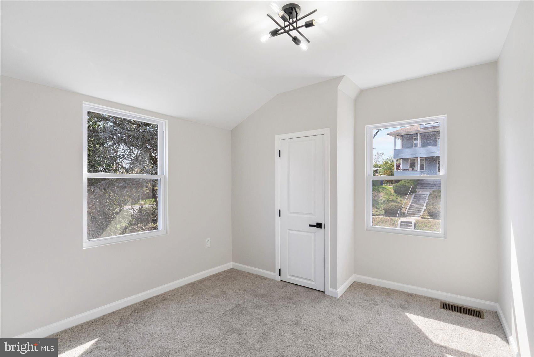 1909 Chelsea Road Baltimore, MD 21216 - Photo 32 of 42