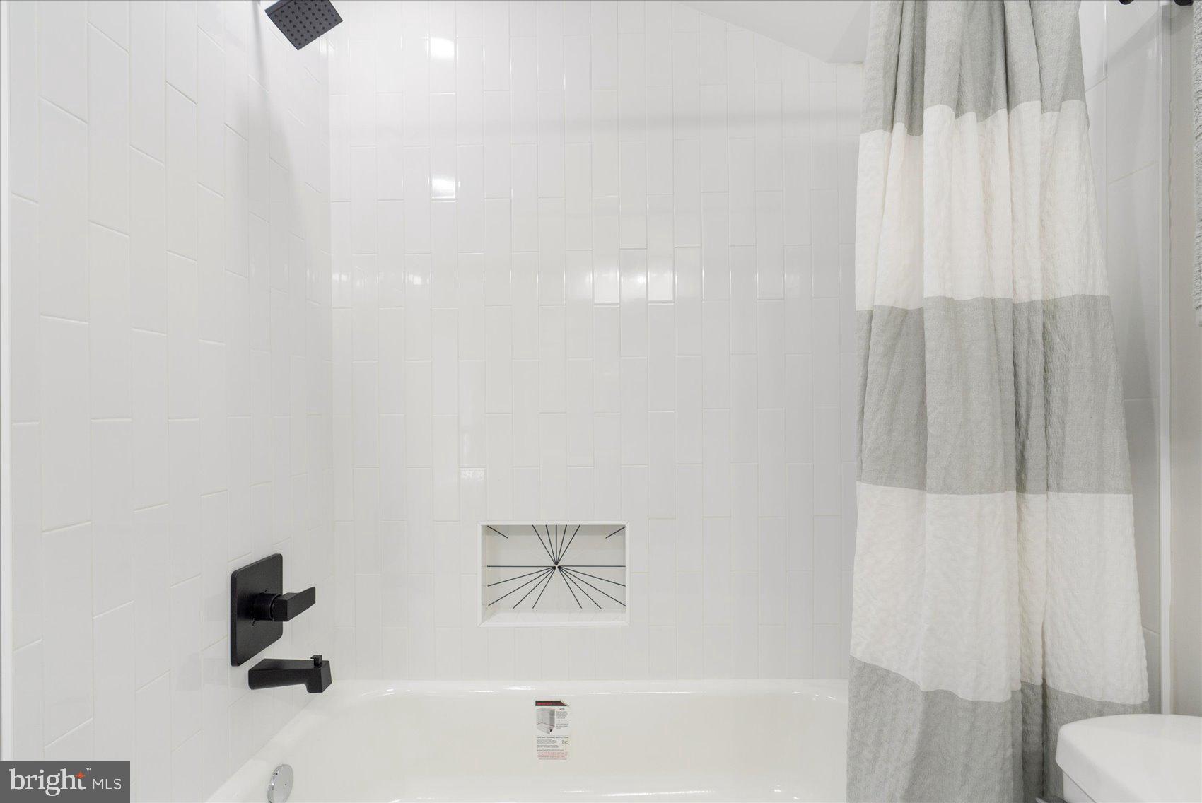 1909 Chelsea Road Baltimore, MD 21216 - Photo 34 of 42