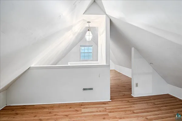 $219,900 | 305 North 18 1/2 Avenue West, Duluth, MN 55806