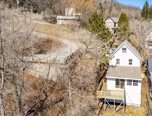 $219,900 | 305 North 18 1/2 Avenue West, Duluth, MN 55806