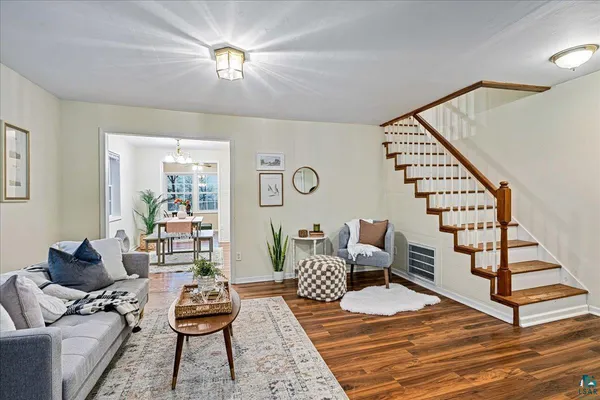 $219,900 | 305 North 18 1/2 Avenue West, Duluth, MN 55806