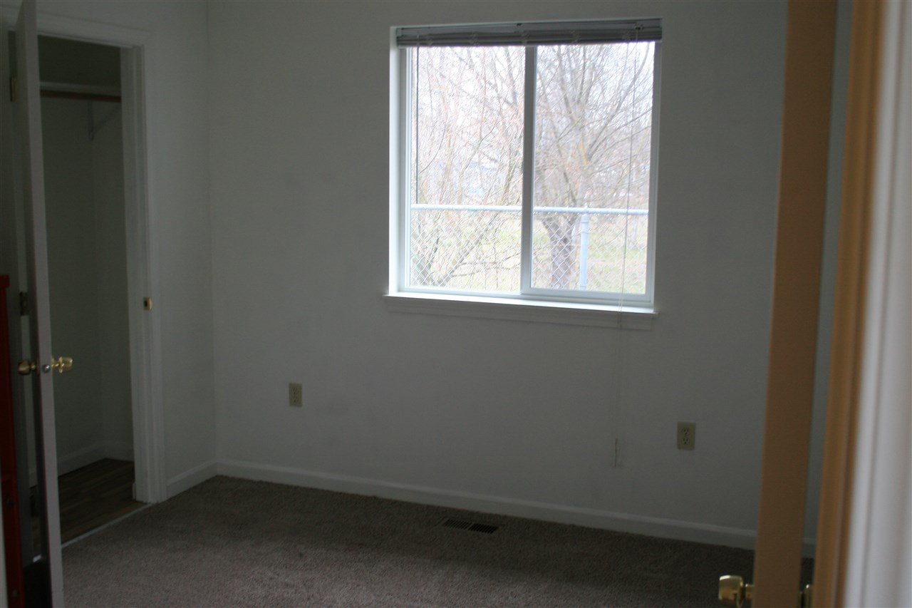 619 North Sargent Road Spokane Valley, WA 99212 - Photo 6 of 10 Gallery Image 6