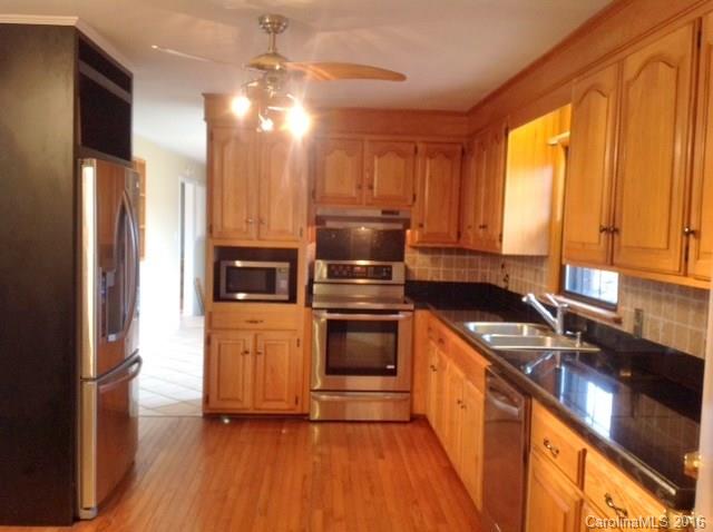 5816 Springs Road Conover, NC 28613 - Photo 2 of 24 Gallery Image 2