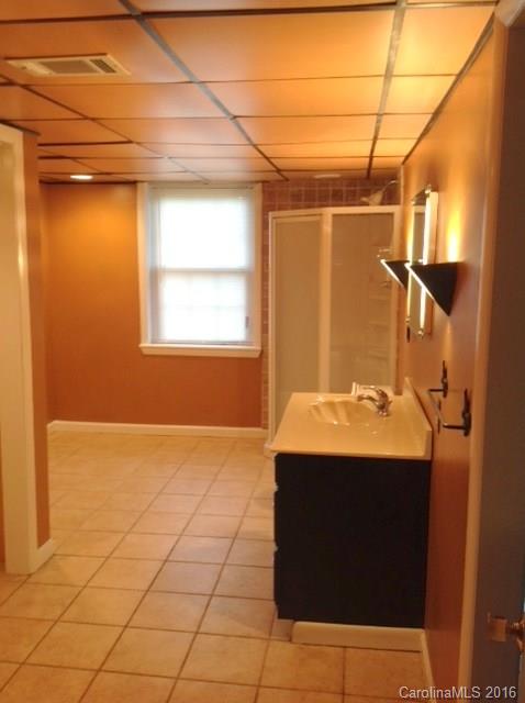 5816 Springs Road Conover, NC 28613 - Photo 14 of 24 Gallery Image 14