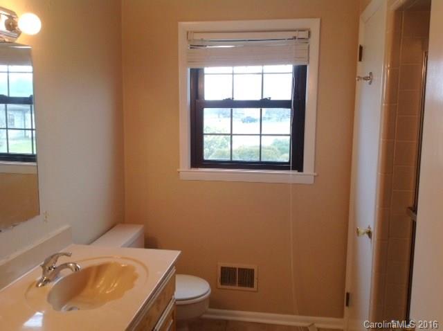 5816 Springs Road Conover, NC 28613 - Photo 22 of 24 Gallery Image 22