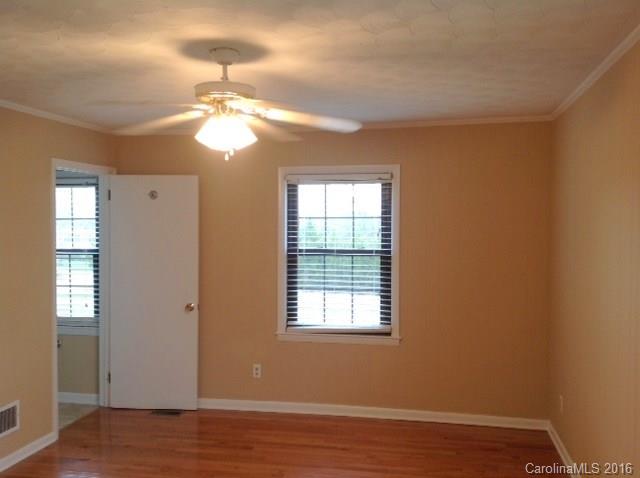 5816 Springs Road Conover, NC 28613 - Photo 7 of 24 Gallery Image 7