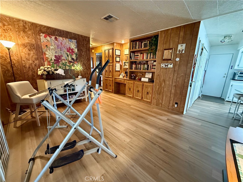 15181-spc 71 Van Buren Riverside, CA 92504 - Photo 10 of 26