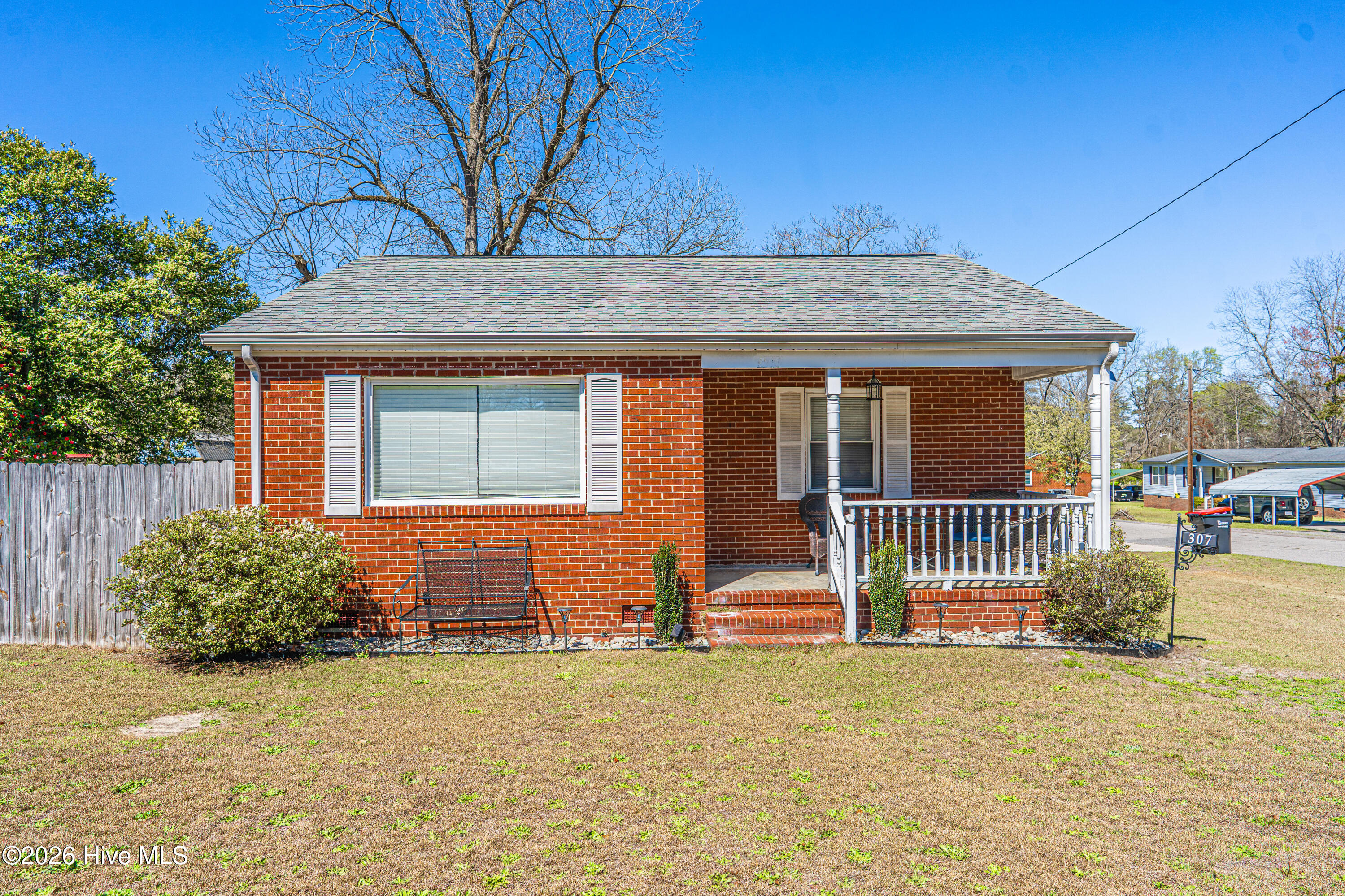 307 5th Street Hamlet, NC 28345 - Photo 4 of 32 DSC01124
