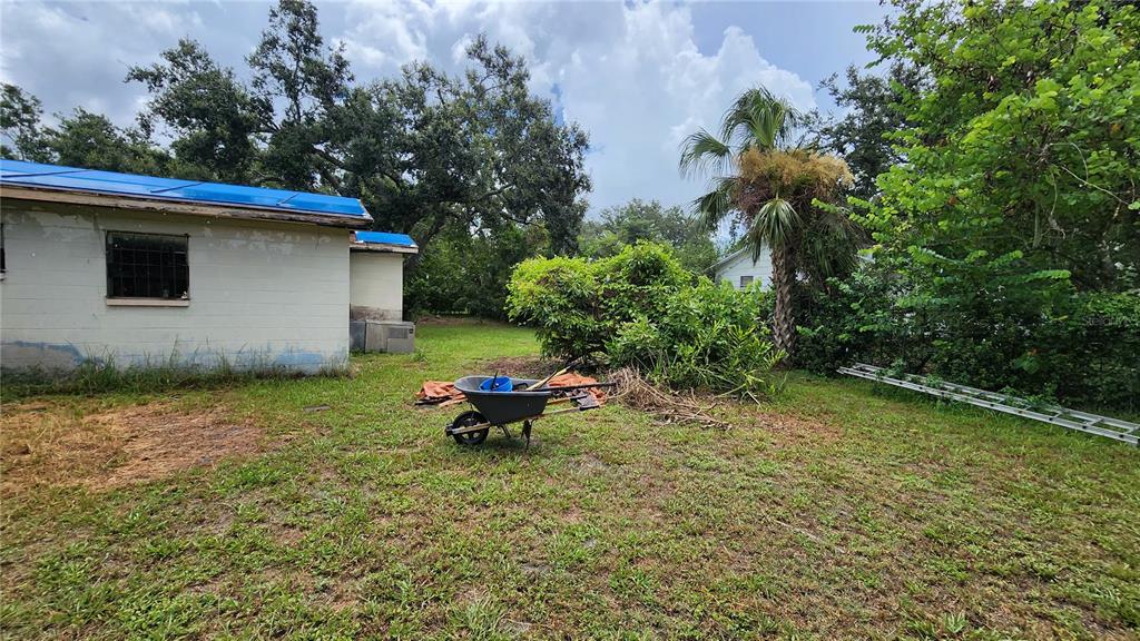 110 14th Street Southeast Ruskin, FL 33570 - Photo 14 of 82