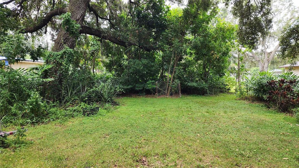 110 14th Street Southeast Ruskin, FL 33570 - Photo 16 of 82