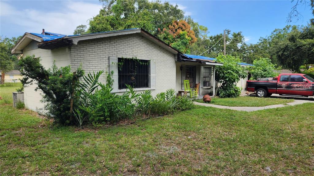 110 14th Street Southeast Ruskin, FL 33570 - Photo 3 of 82