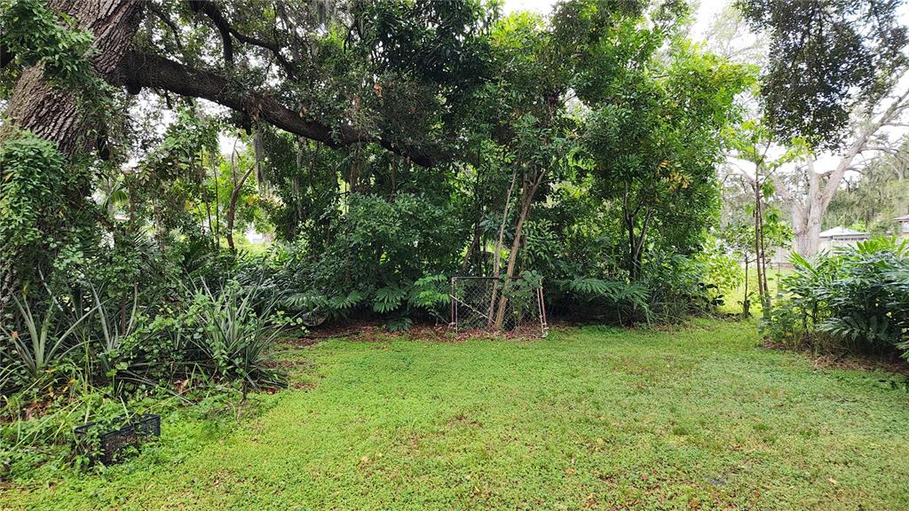 110 14th Street Southeast Ruskin, FL 33570 - Photo 36 of 82