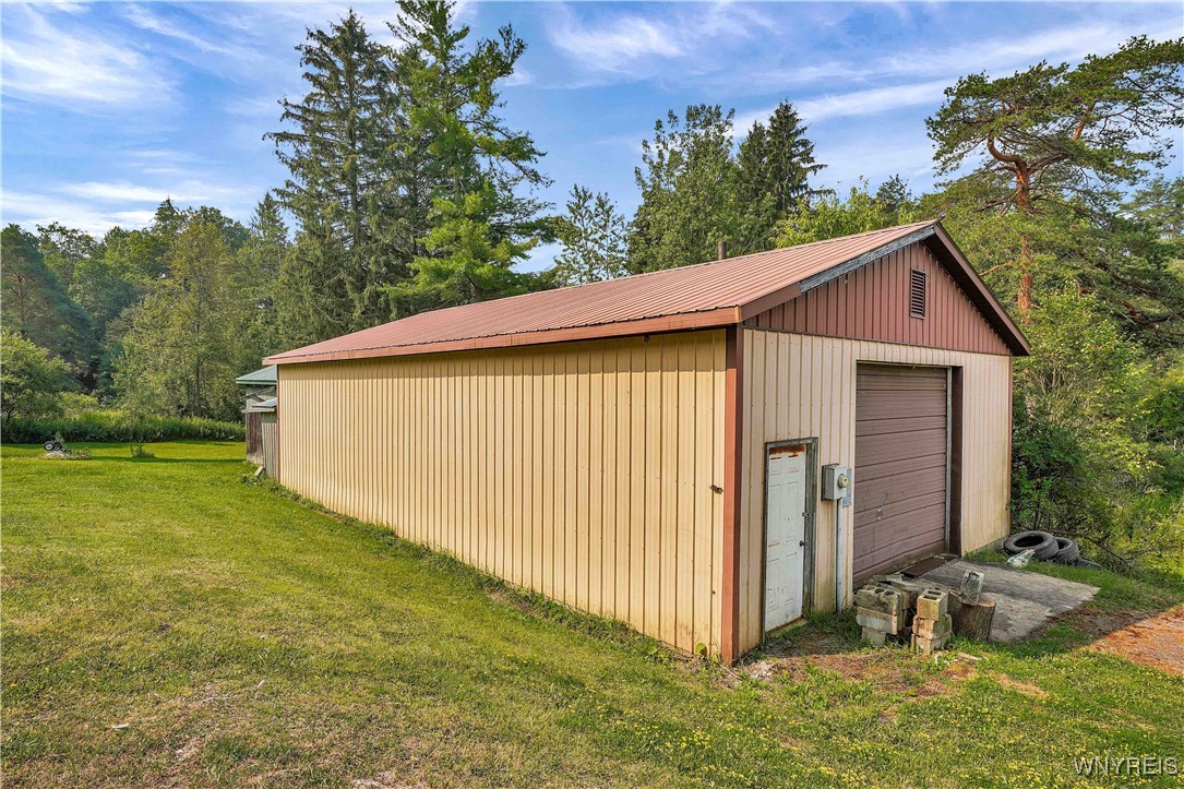 1488 Genesee Road Arcade, NY 14009 - Photo 2 of 26