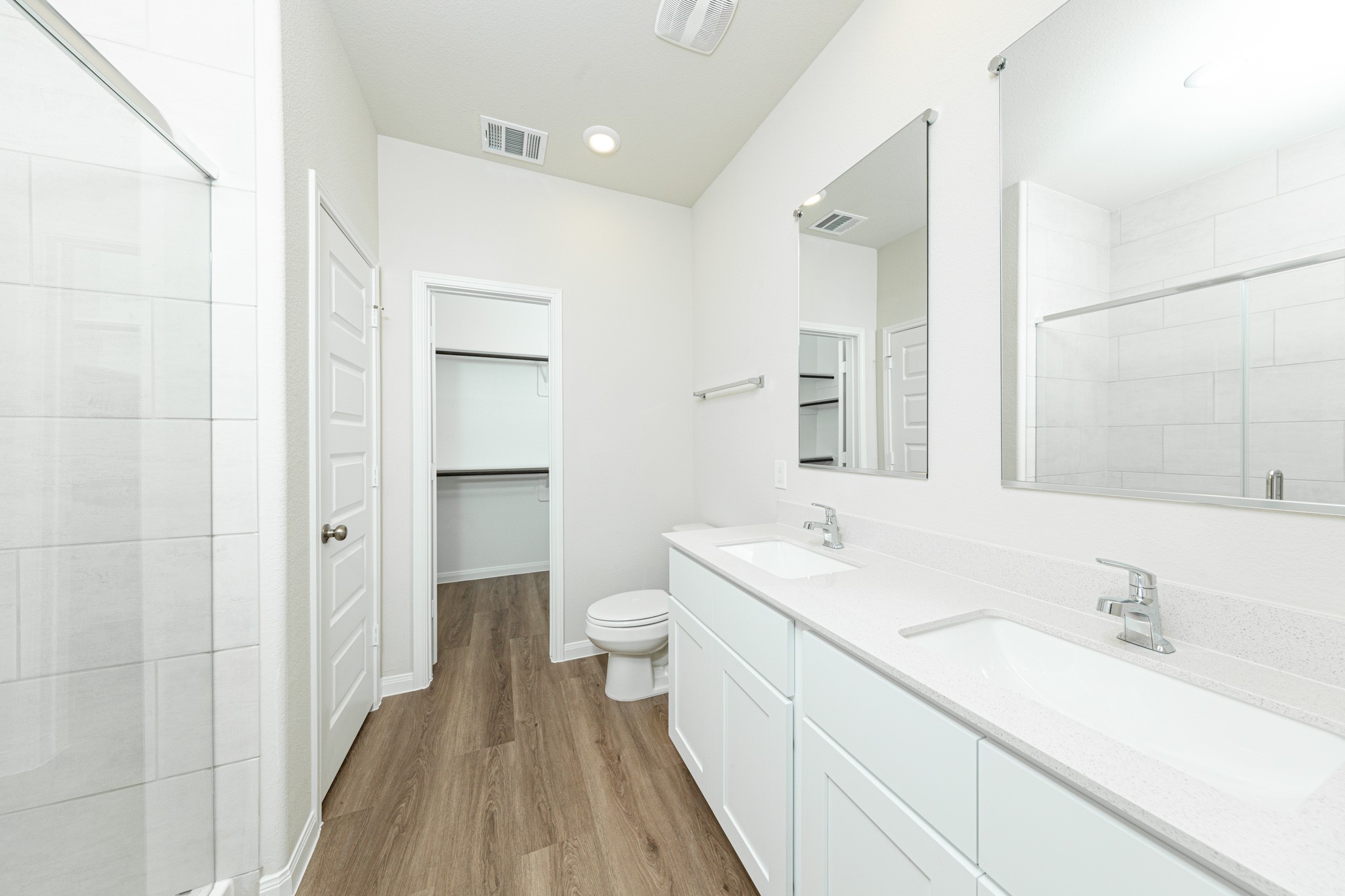 13651 Kit Run Splendora, TX 77372 - Photo 9 of 27 a bathroom with a sink and a mirror