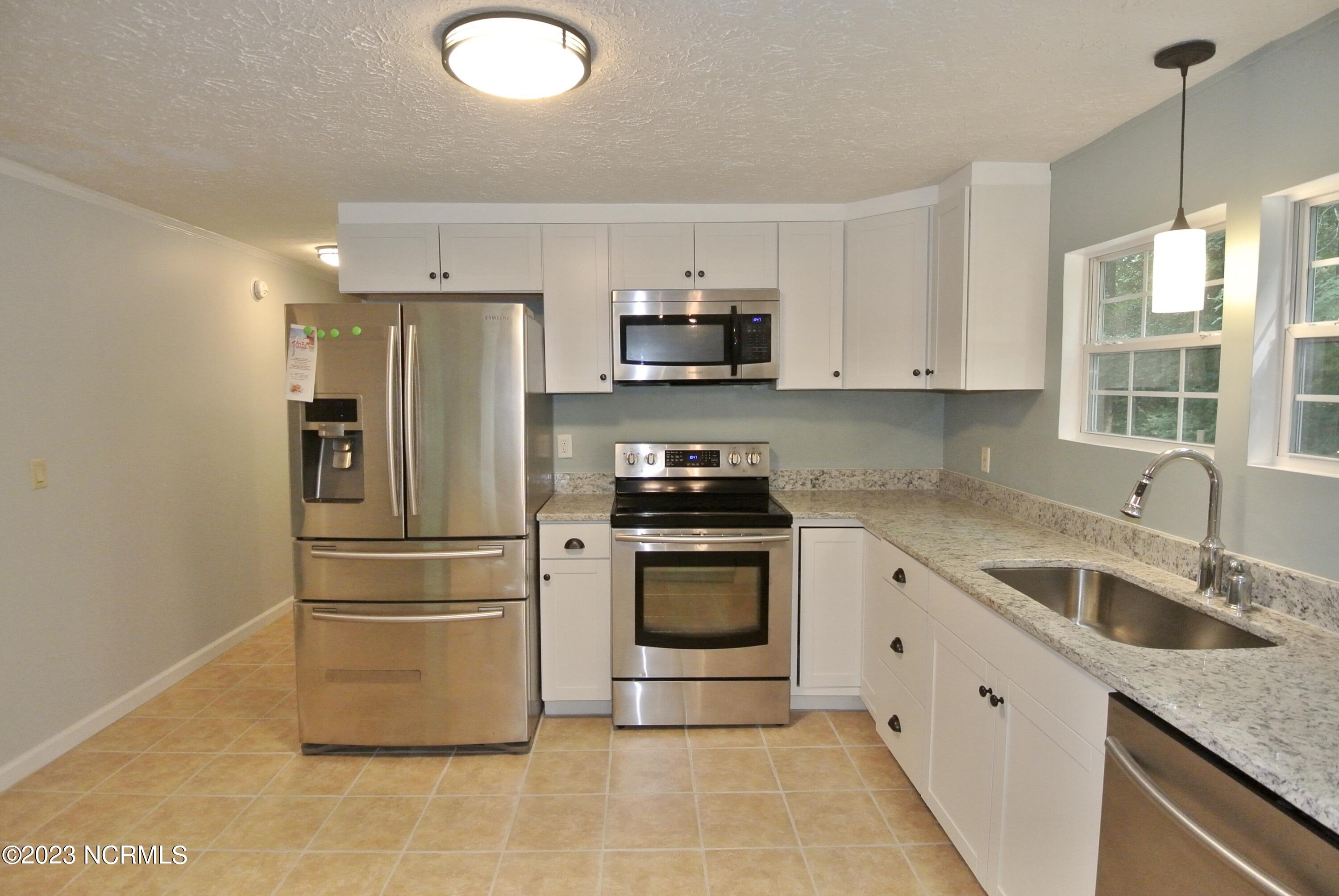 125 Stevenson Road New Bern, NC 28562 - Photo 18 of 44 DSC_6185