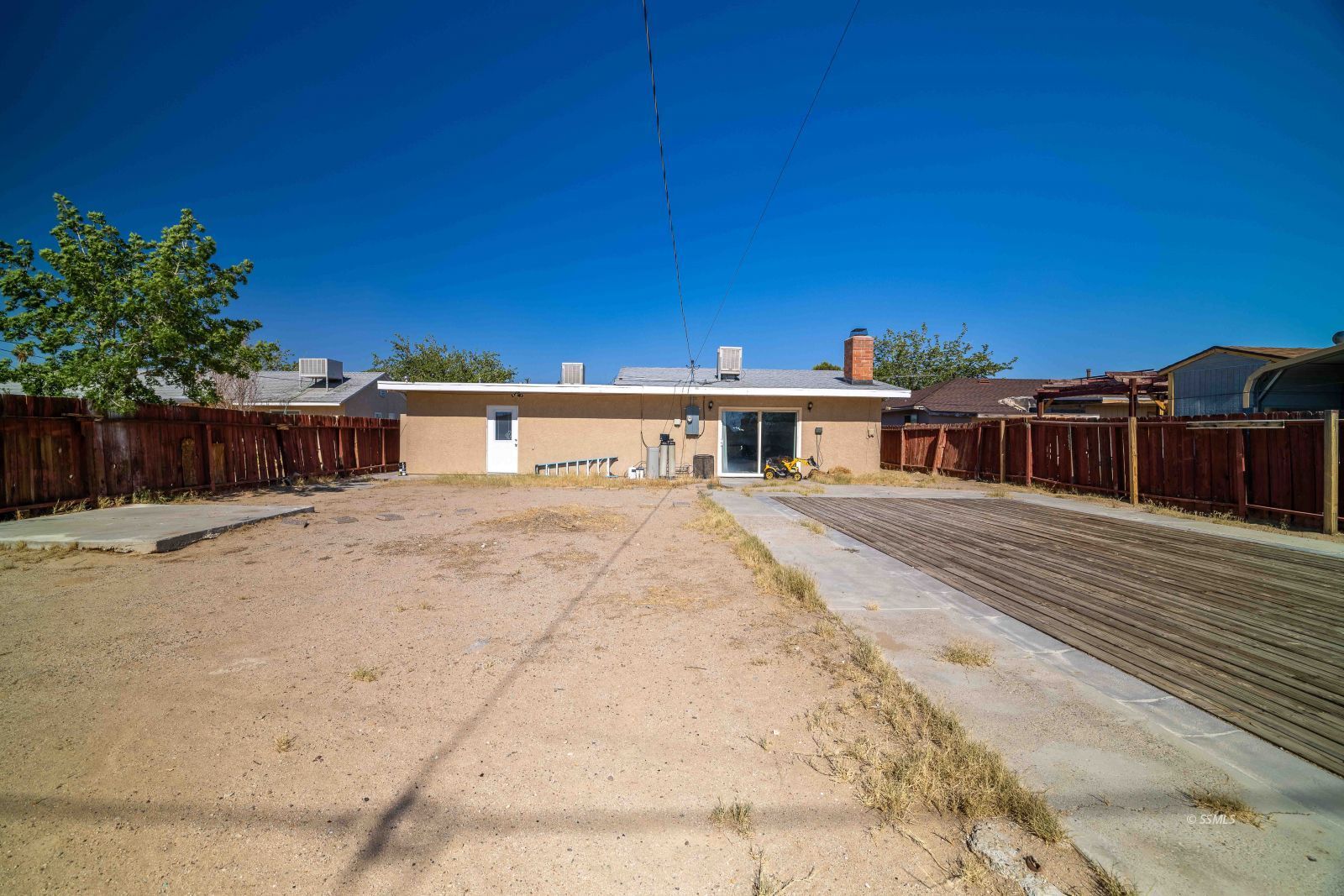 233 North Fairview Street Ridgecrest, CA 93555 - Photo 20 of 21 Gallery Image 20