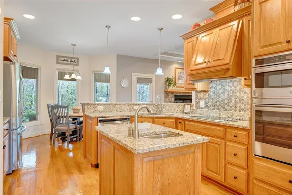 $749,000 | 1885 Patrick Lane, Salem, VA 24153