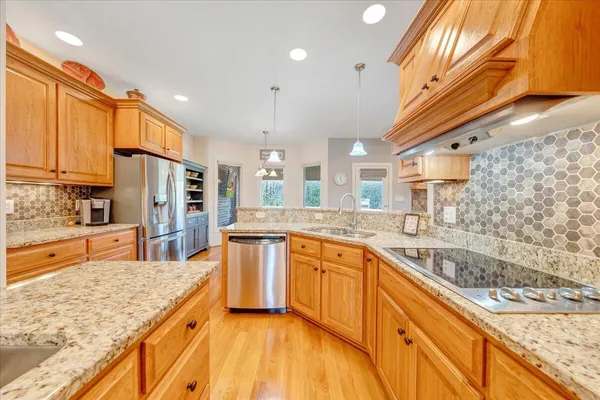 $749,000 | 1885 Patrick Lane, Salem, VA 24153