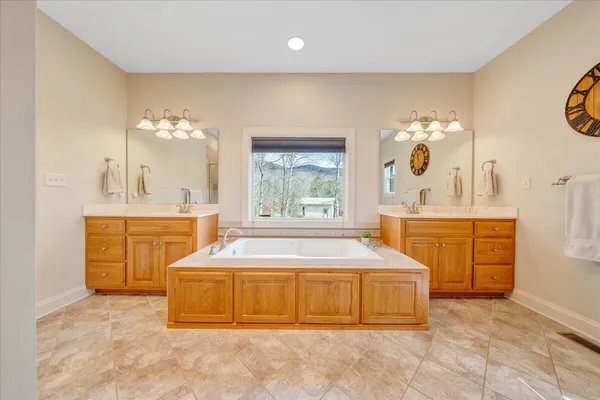 $749,000 | 1885 Patrick Lane, Salem, VA 24153