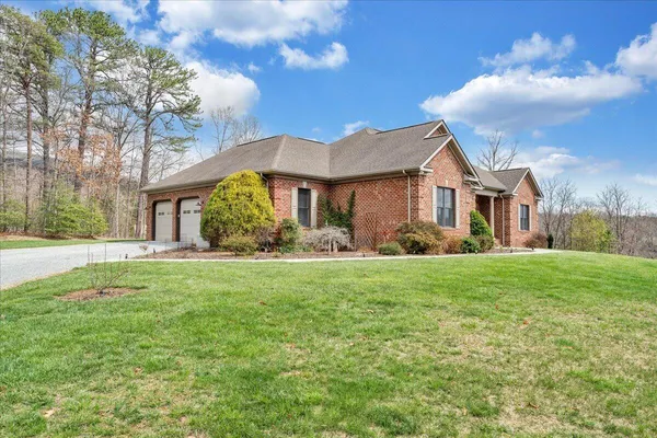 $749,000 | 1885 Patrick Lane, Salem, VA 24153