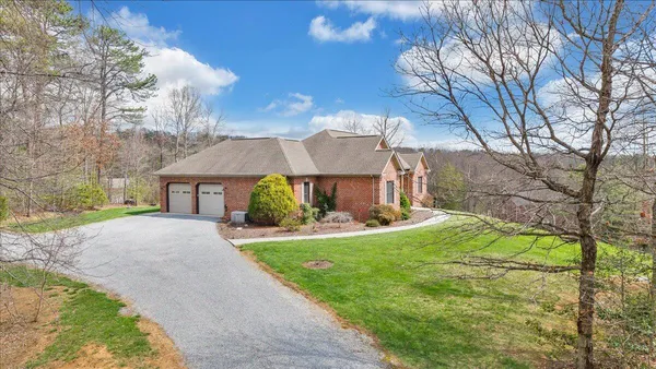 $749,000 | 1885 Patrick Lane, Salem, VA 24153