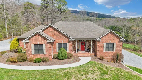 $749,000 | 1885 Patrick Lane, Salem, VA 24153