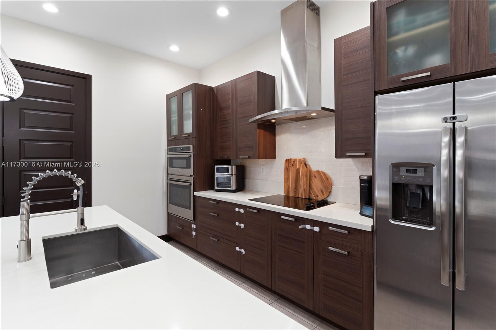 15909 Southwest 136 Way Miami, FL 33196 - Photo 25 of 51 Gallery Image 25