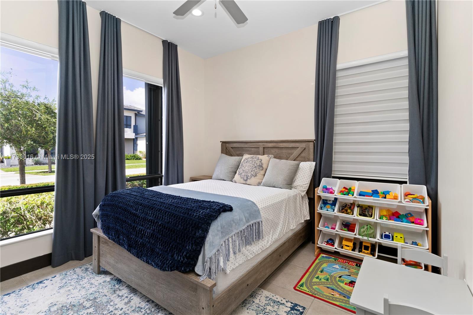 15909 Southwest 136 Way Miami, FL 33196 - Photo 35 of 51 Gallery Image 35