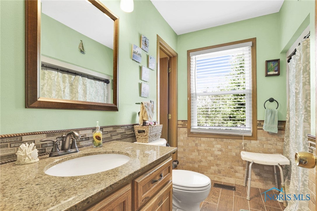 1856 North Wynn Road Oregon, OH 43616 - Photo 29 of 41 Gallery Image 29