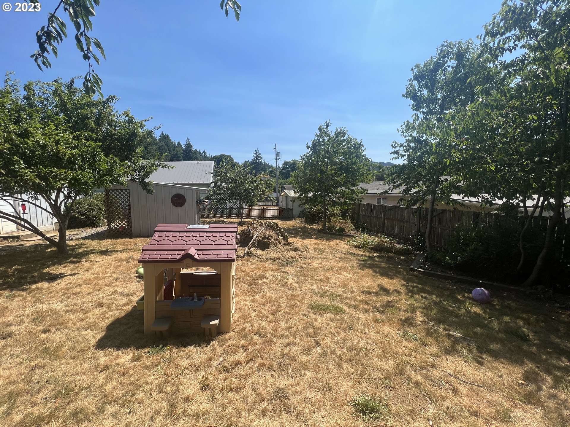 2336 Maple Street Myrtle Point, OR 97458 - Photo 21 of 41 Gallery Image 21
