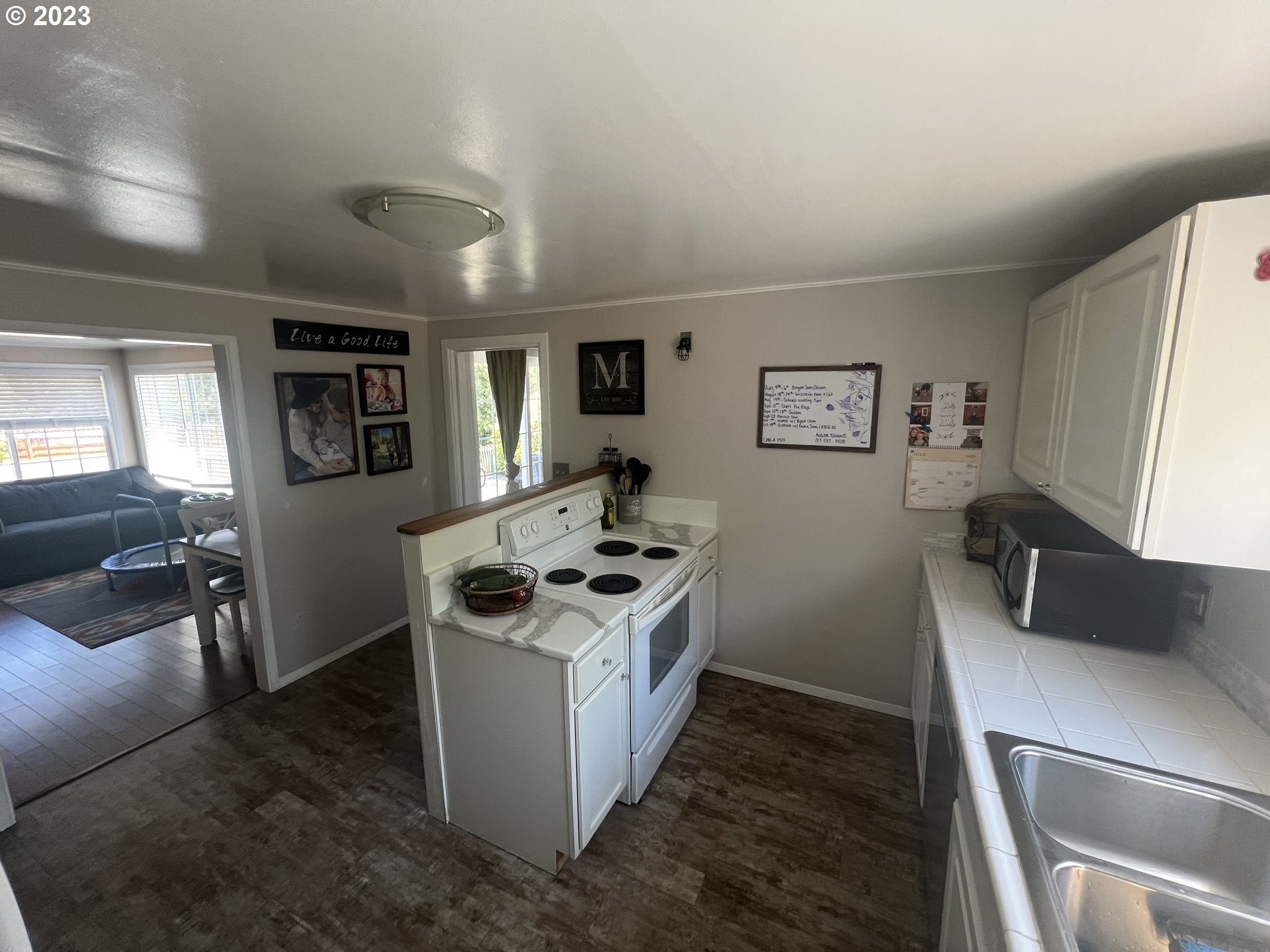 2336 Maple Street Myrtle Point, OR 97458 - Photo 5 of 41 Gallery Image 5