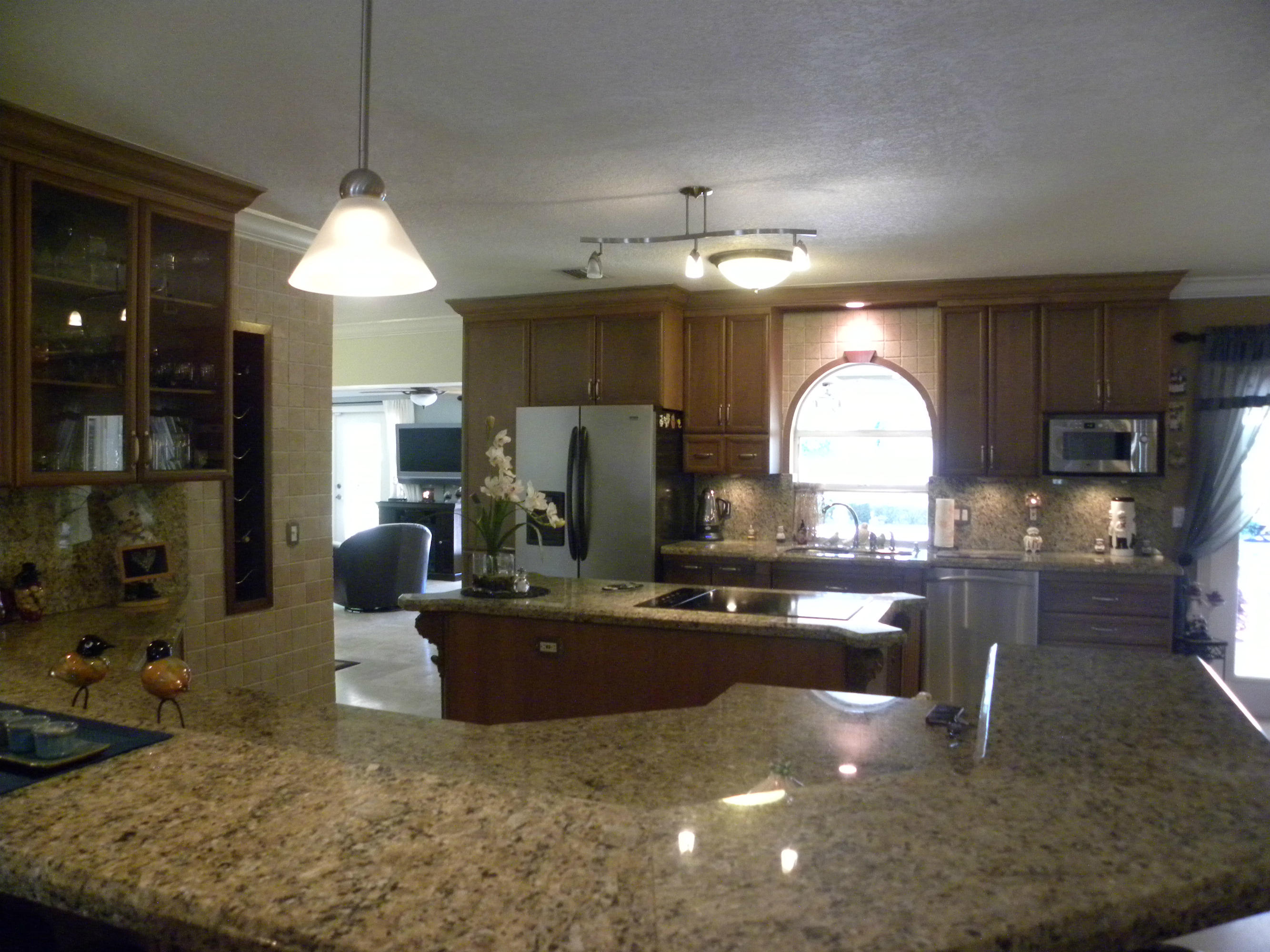 1024 Southwest 17th Street Boca Raton, FL 33486 - Photo 8 of 23 Large Granite Kitchen