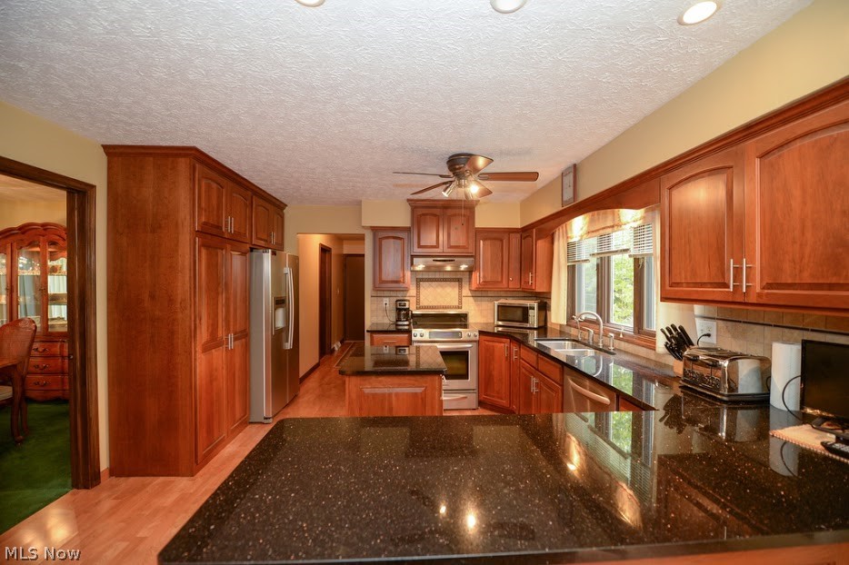 2044 Remsen Road Medina, OH 44256 - Photo 11 of 21 Gallery Image 11