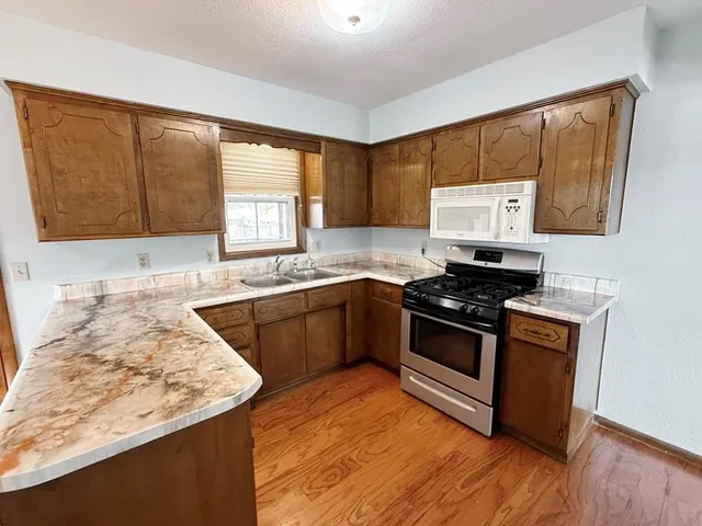 $160,000 | 710 South Park Street, El Dorado Springs, MO 64744