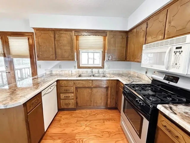 $160,000 | 710 South Park Street, El Dorado Springs, MO 64744