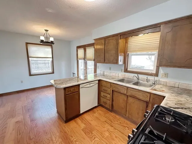 $160,000 | 710 South Park Street, El Dorado Springs, MO 64744