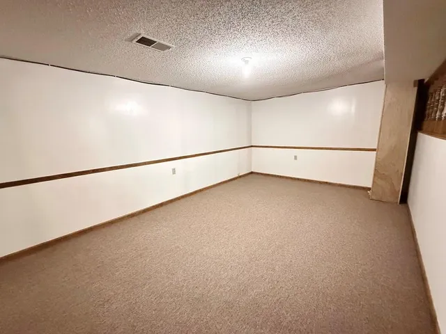 $160,000 | 710 South Park Street, El Dorado Springs, MO 64744