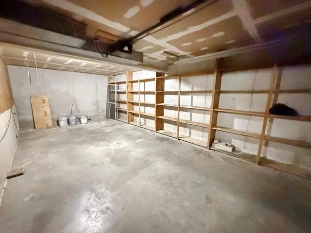 $160,000 | 710 South Park Street, El Dorado Springs, MO 64744