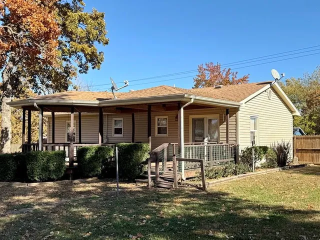 $160,000 | 710 South Park Street, El Dorado Springs, MO 64744
