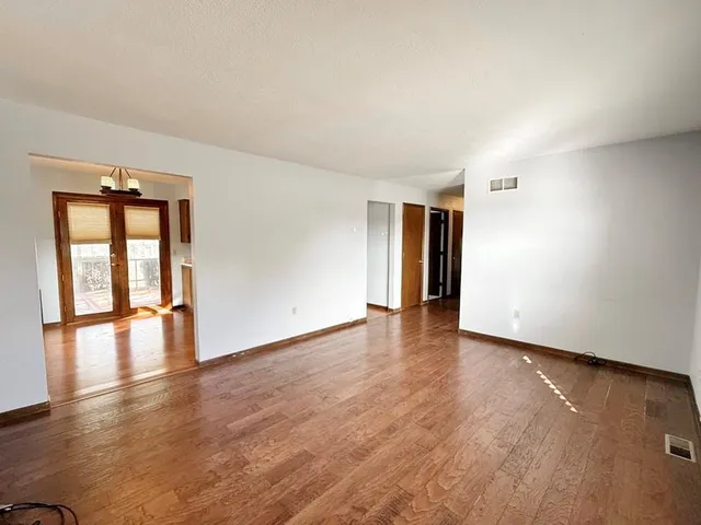 $160,000 | 710 South Park Street, El Dorado Springs, MO 64744