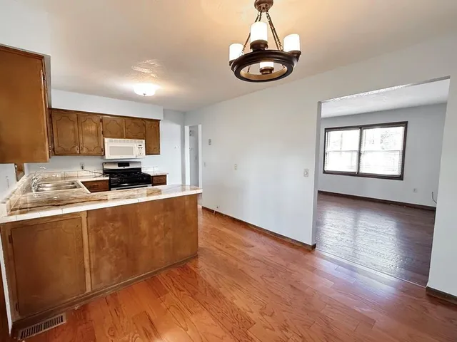 $160,000 | 710 South Park Street, El Dorado Springs, MO 64744