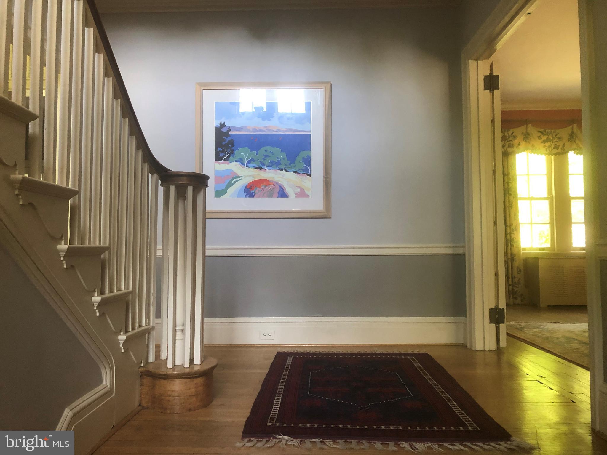 10 Englewood Road Baltimore, MD 21210 - Photo 3 of 52