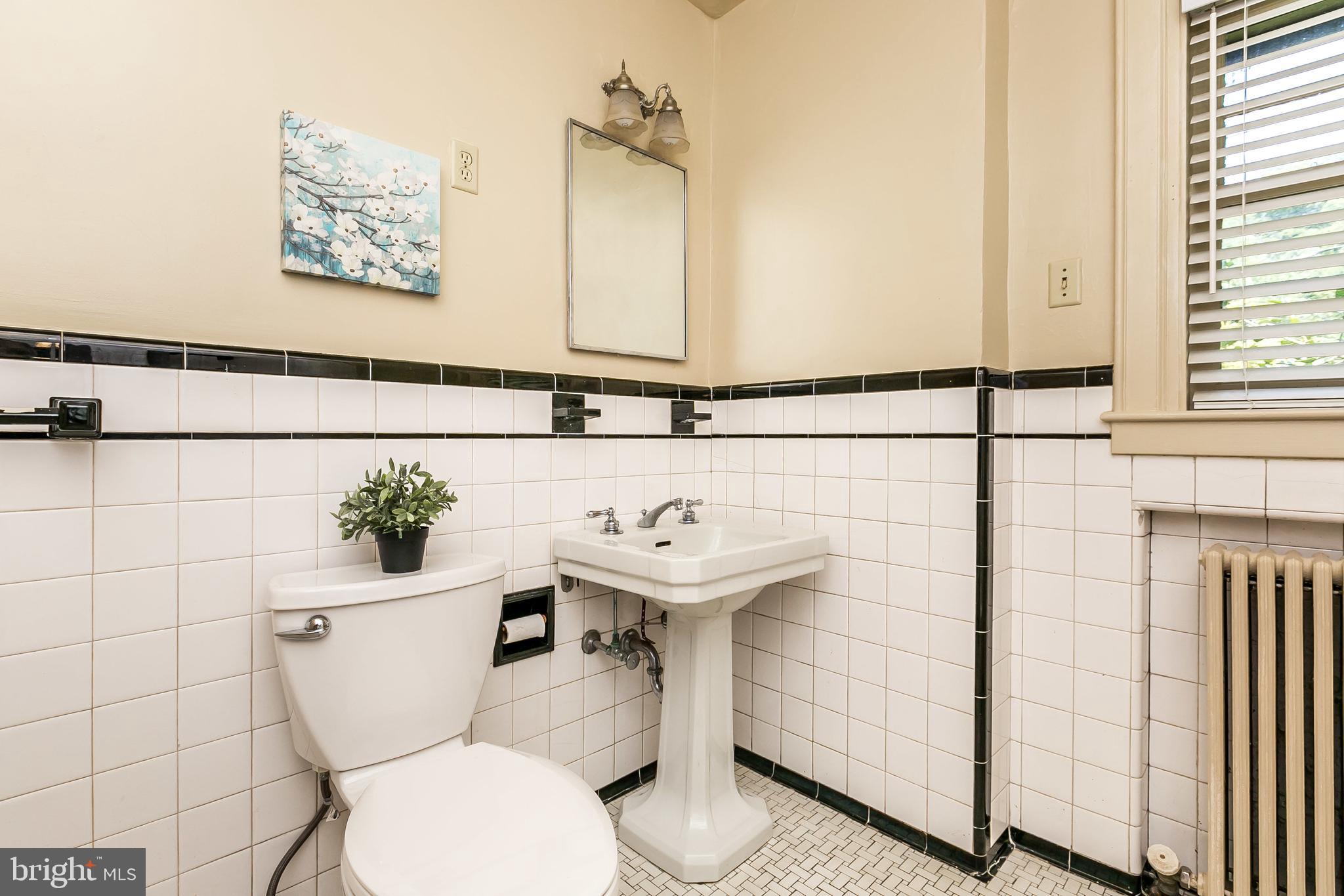 10 Englewood Road Baltimore, MD 21210 - Photo 25 of 52