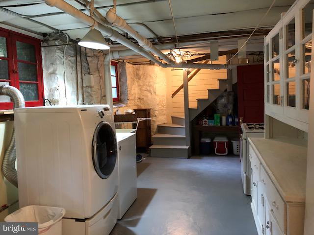 10 Englewood Road Baltimore, MD 21210 - Photo 39 of 52