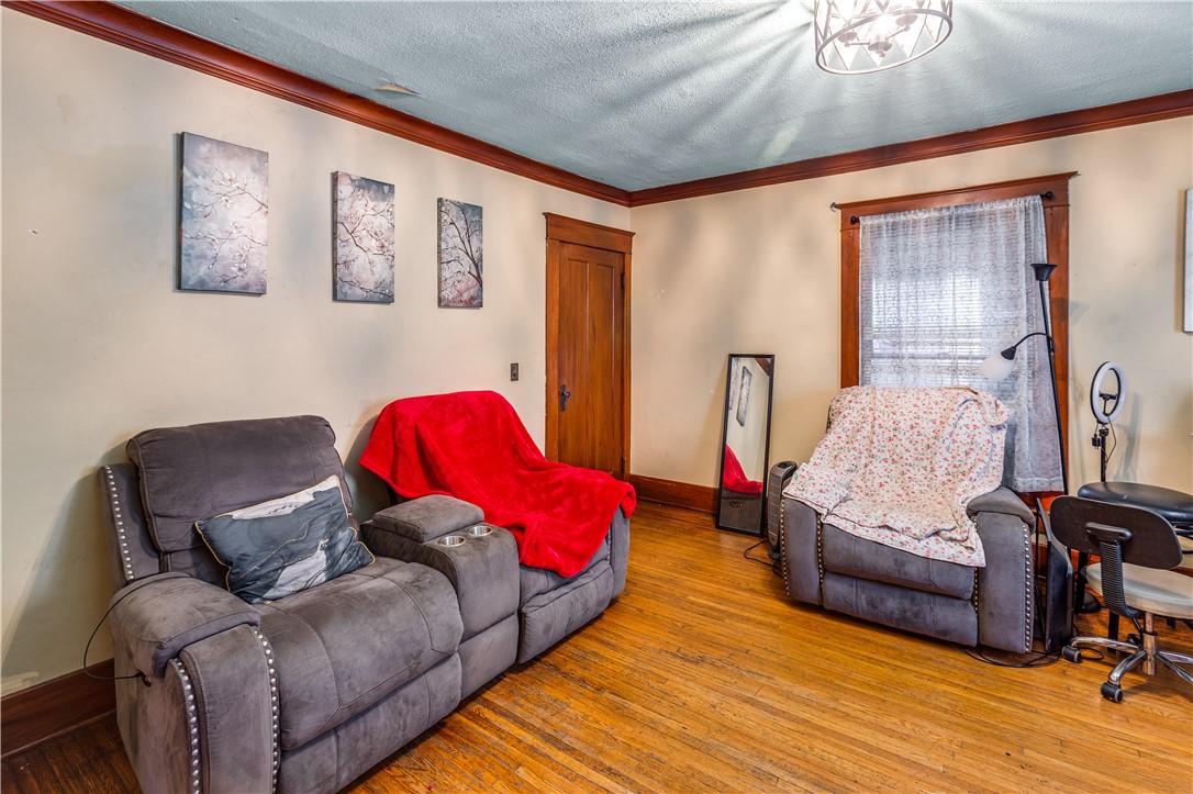 799 Atlantic Avenue Rochester, NY 14609 - Photo 6 of 37