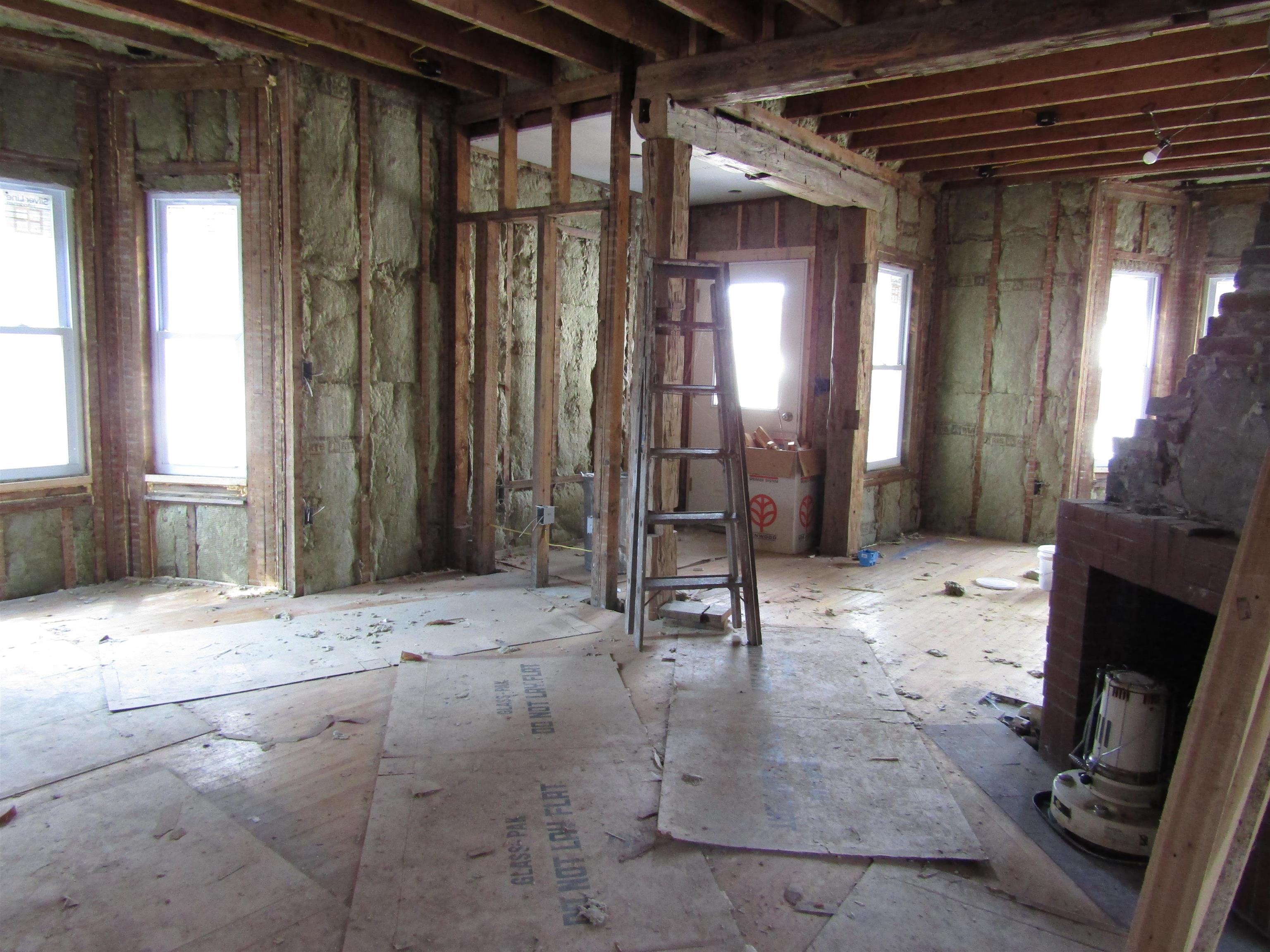 19 Maple Grove Street Barre, VT 05641 - Photo 2 of 19 Gallery Image 2