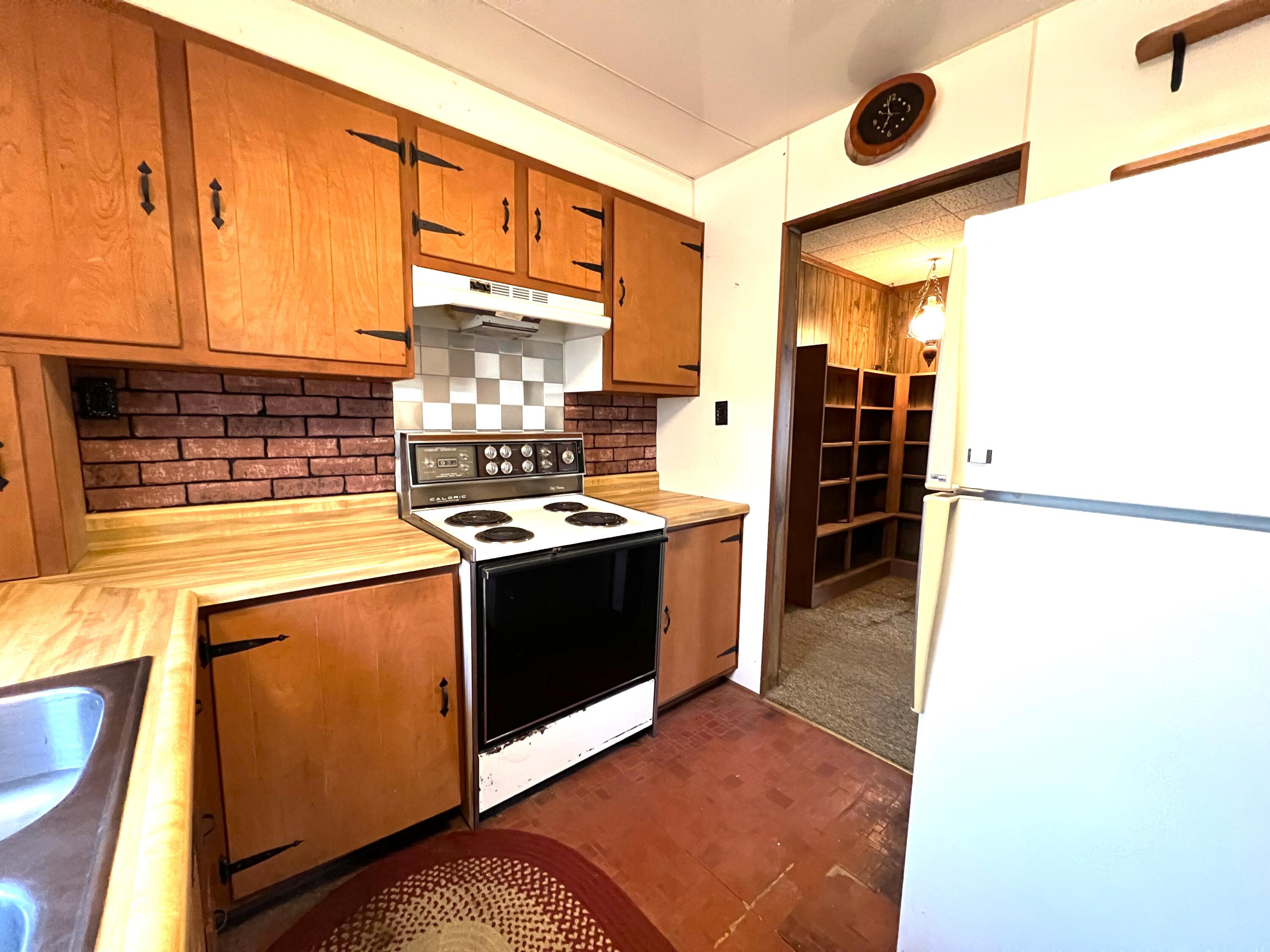 4289 Long Lake Road Cheboygan, MI 49721 - Photo 8 of 19 Gallery Image 8