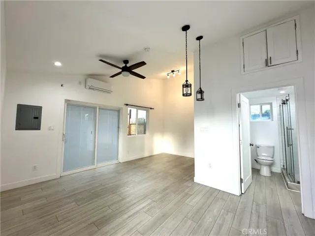 $1,950 | 19119 Delight Street, Canyon Country, CA 91351